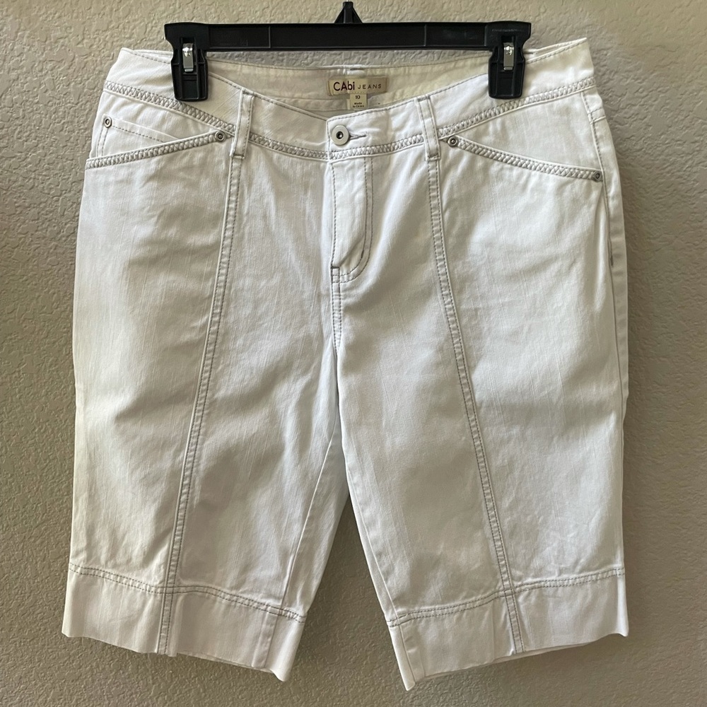 CAbi Out ‘n About short